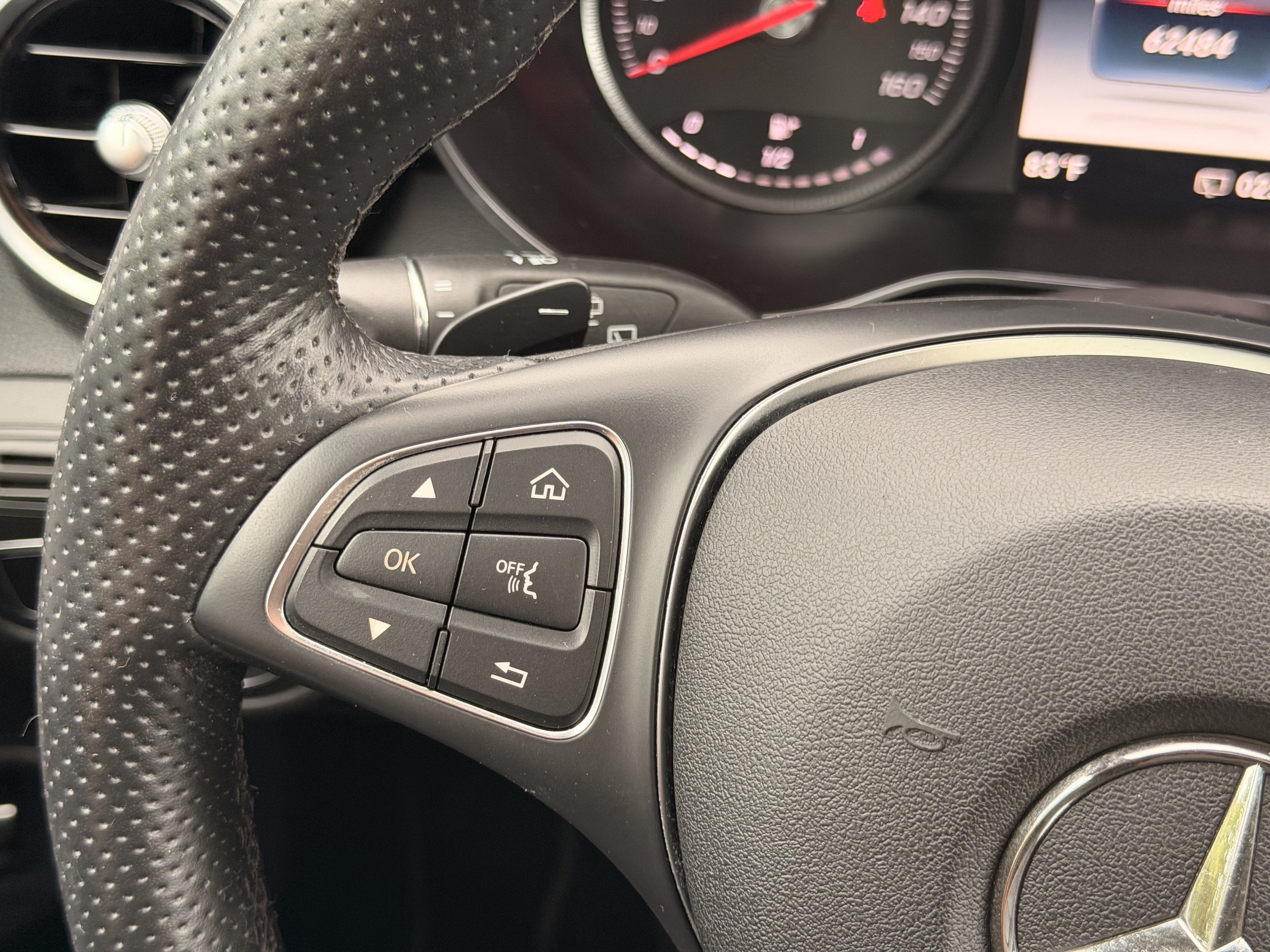 Used 2019 Mercedes-Benz GLC 300 4MATIC image 25