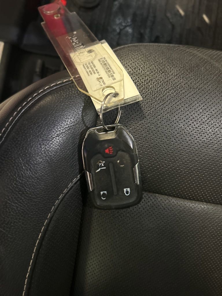 Used 2019 GMC Acadia SLT w/ LPO, Floor Liner Package image 22