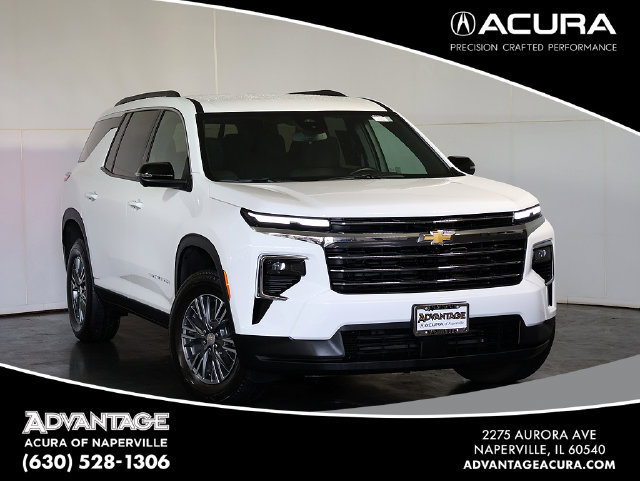 Used 2024 Chevrolet Traverse LT FWD image 1