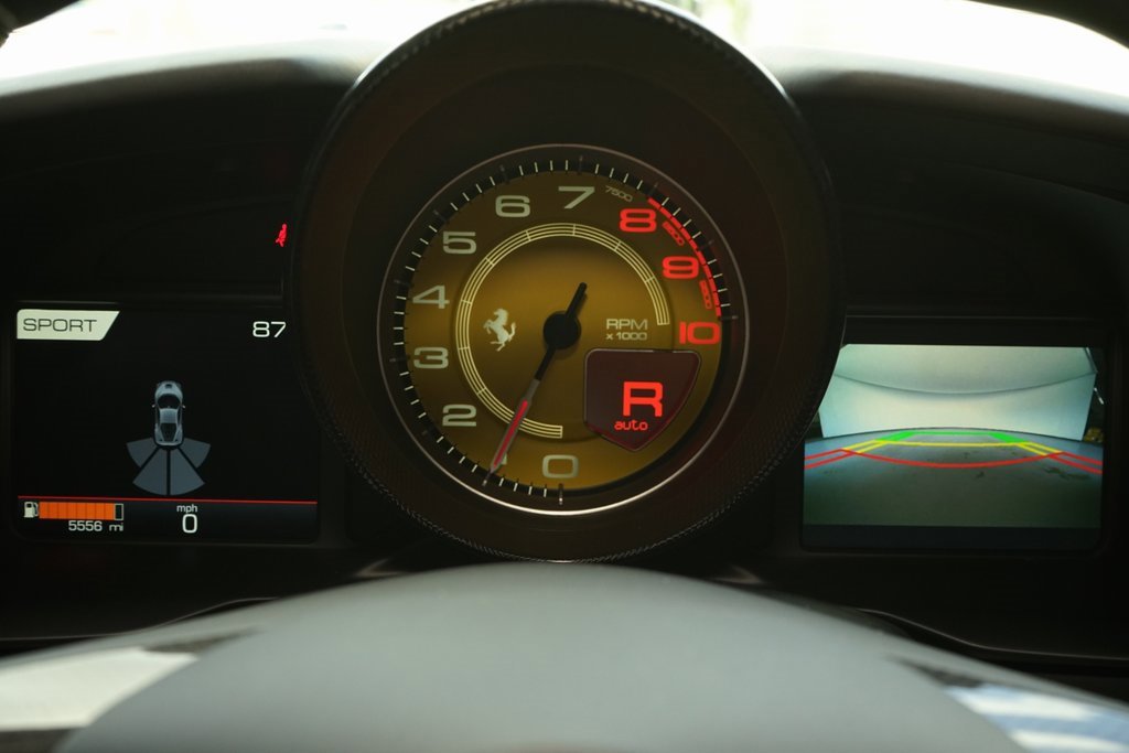 Used 2022 Ferrari F8 Tributo image 17