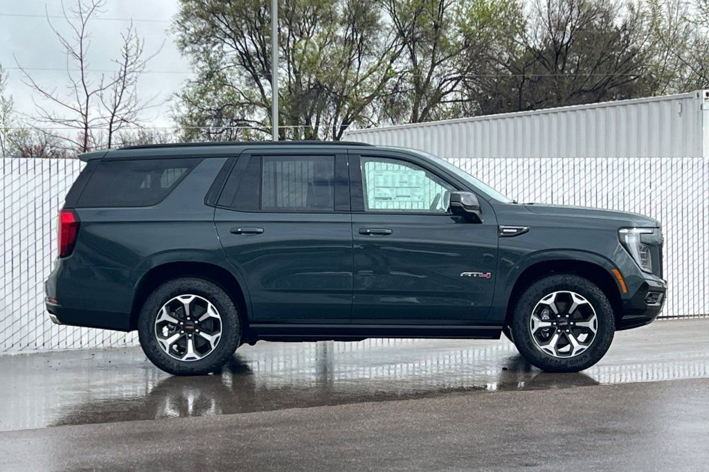 New 2026 GMC Yukon AT4 image 3