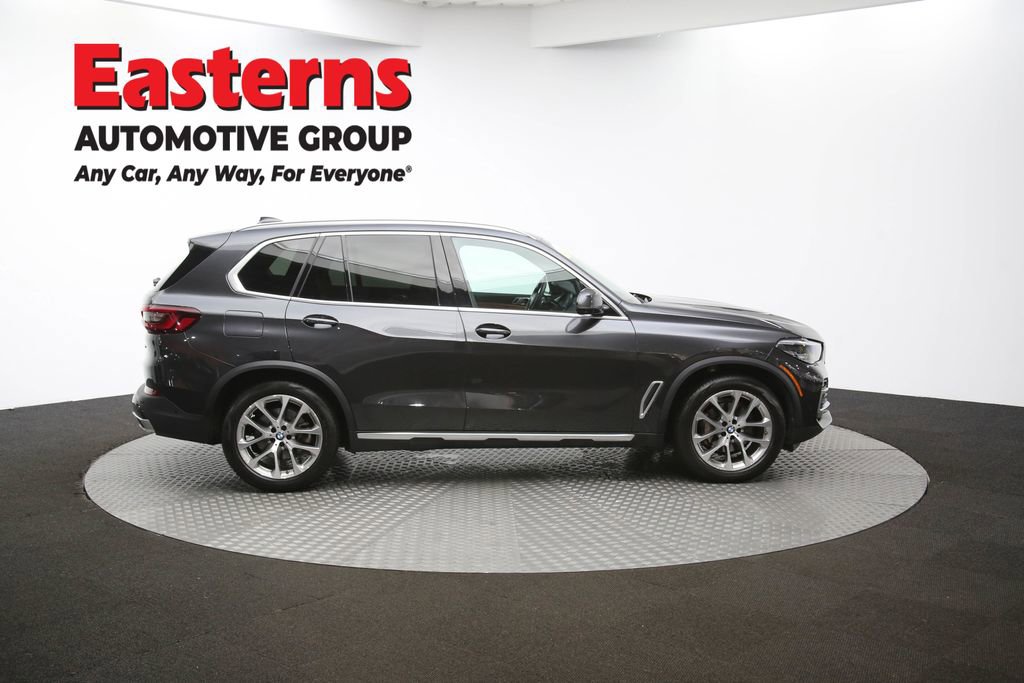 Used 2022 BMW X5 xDrive40i w/ Premium Package image 50