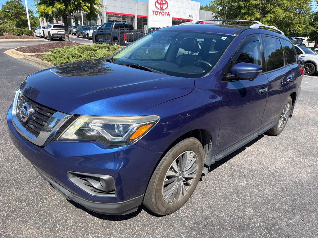 Used 2017 Nissan Pathfinder SL w/ SL Premium Package