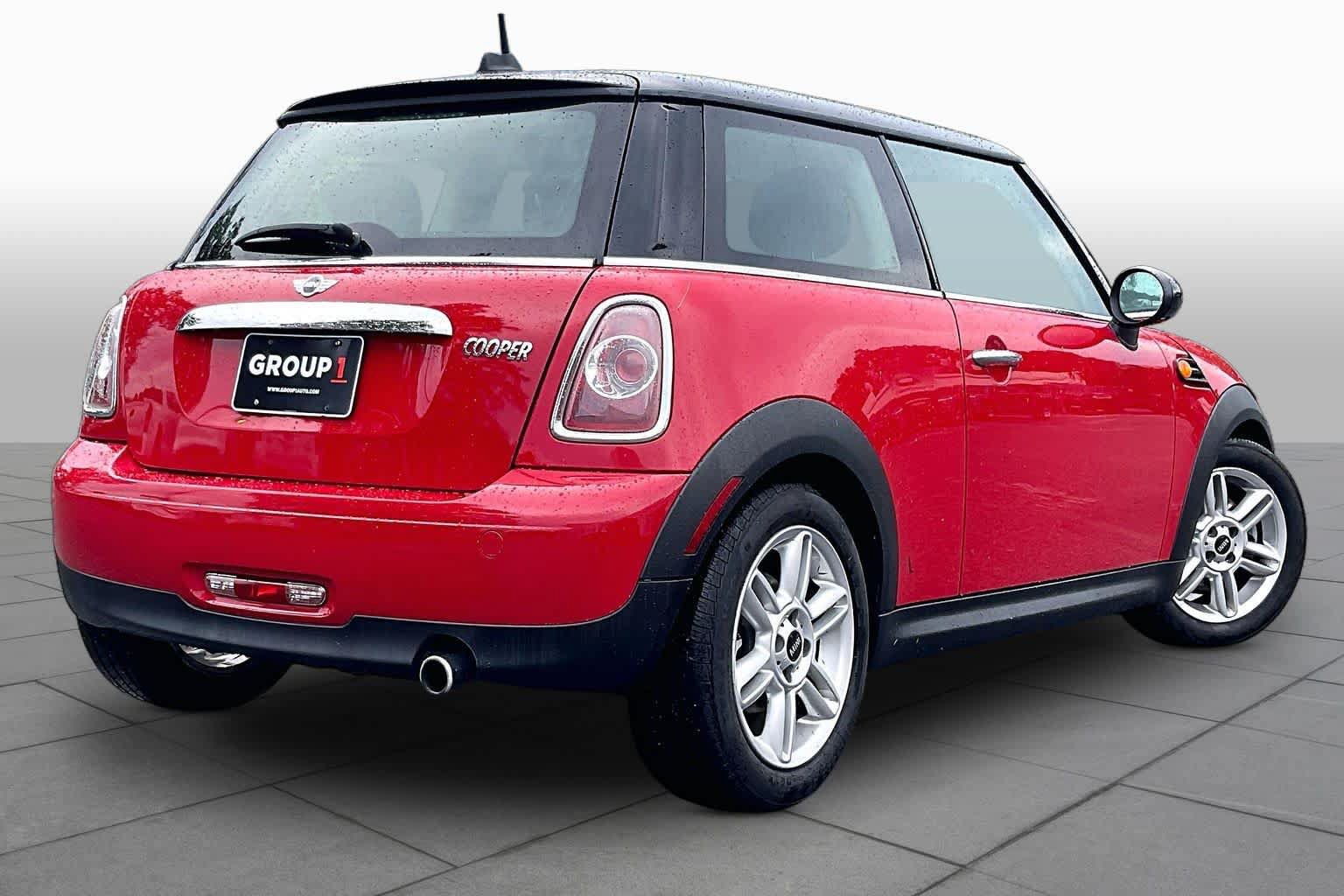 Used 2012 MINI Cooper Hardtop FWD image 11