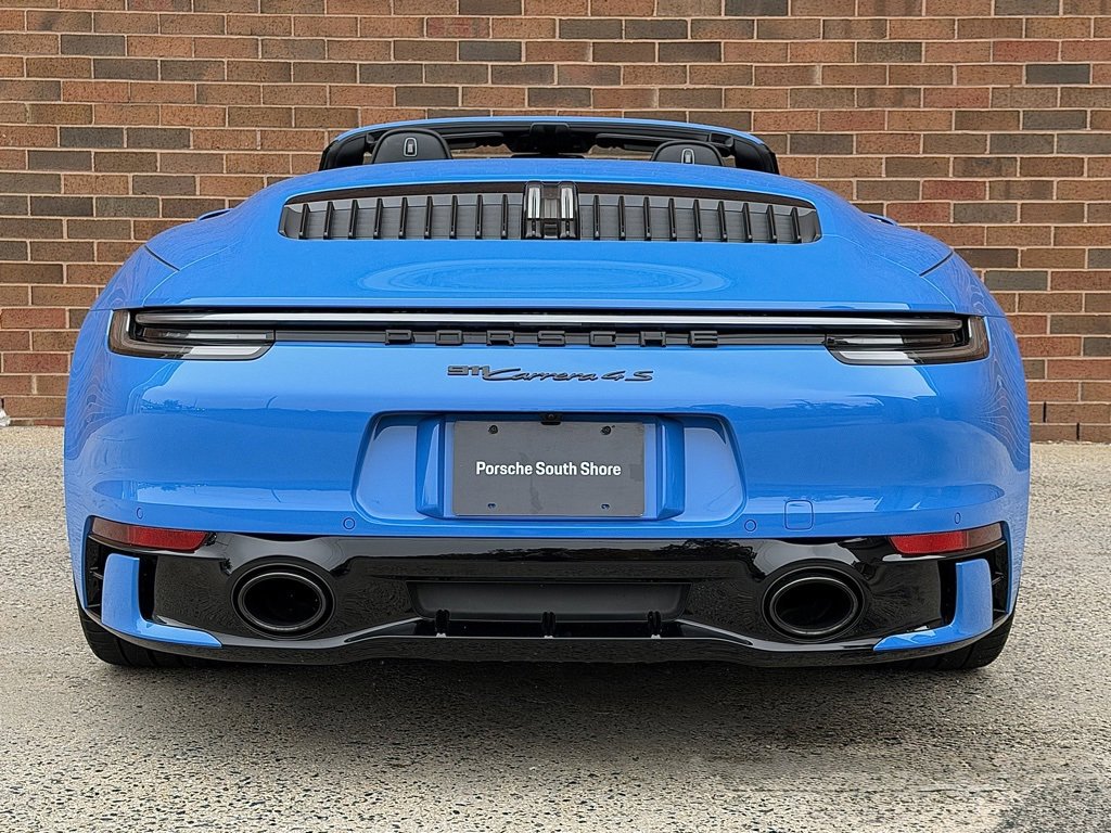 Certified 2023 Porsche 911 Carrera 4S image 6