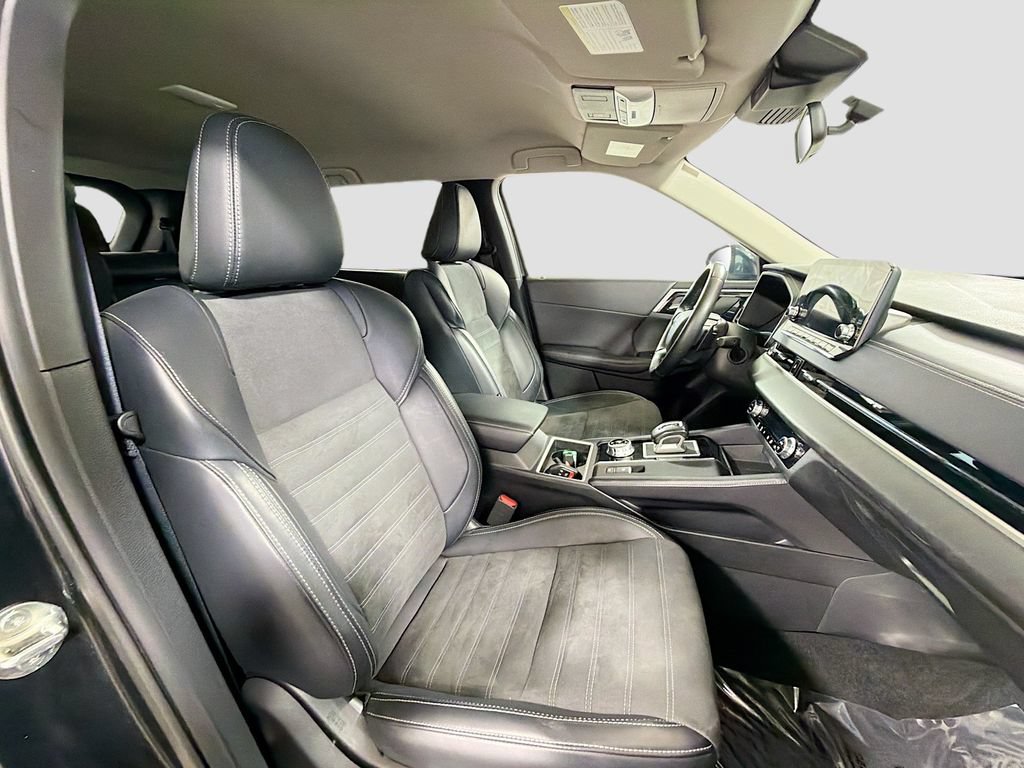 Used 2024 Mitsubishi Outlander SE AWD/4WD image 30