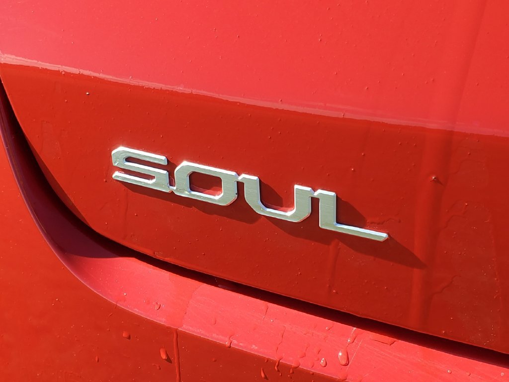 Used 2023 Kia Soul EX FWD image 28