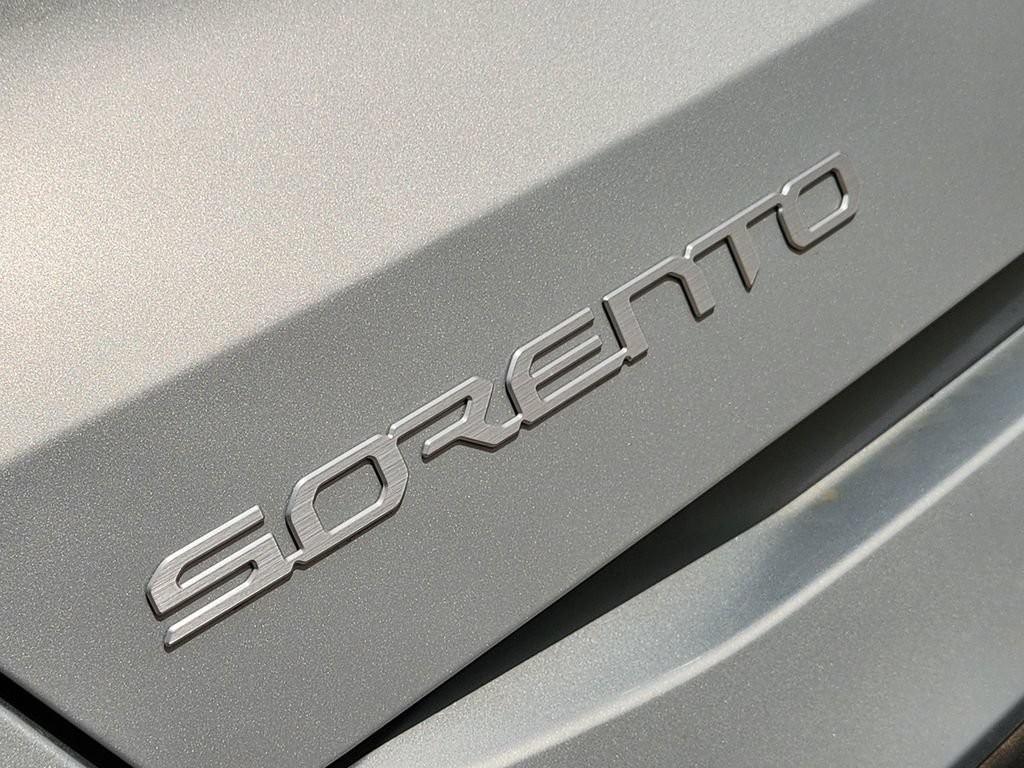 New 2026 Kia Sorento S w/ S Panoramic Sunroof Package FWD image 9