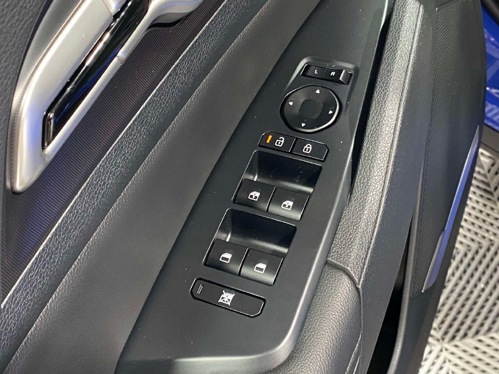 New 2026 Kia Sportage EX FWD image 19
