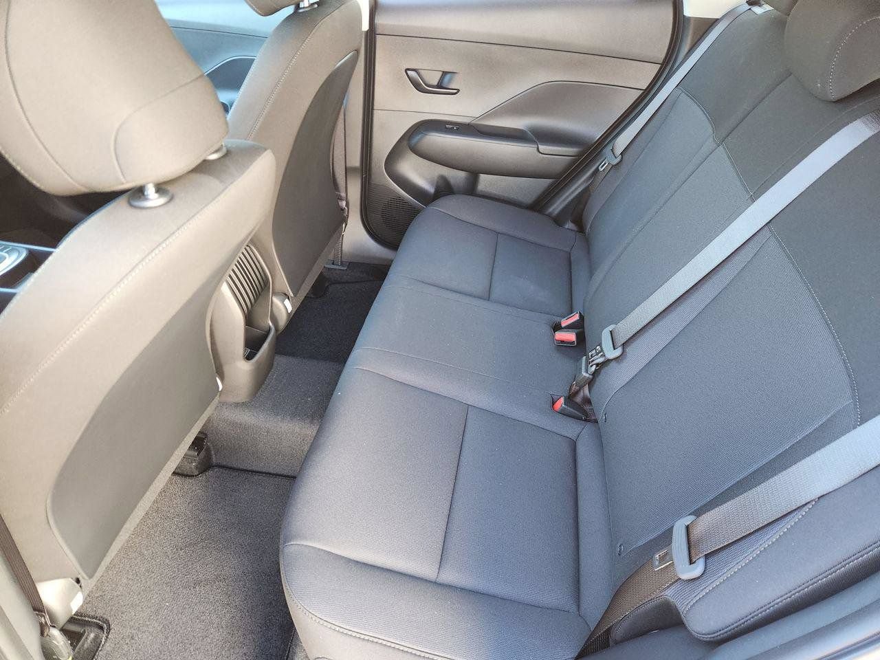 New 2026 Hyundai Kona SE FWD image 29