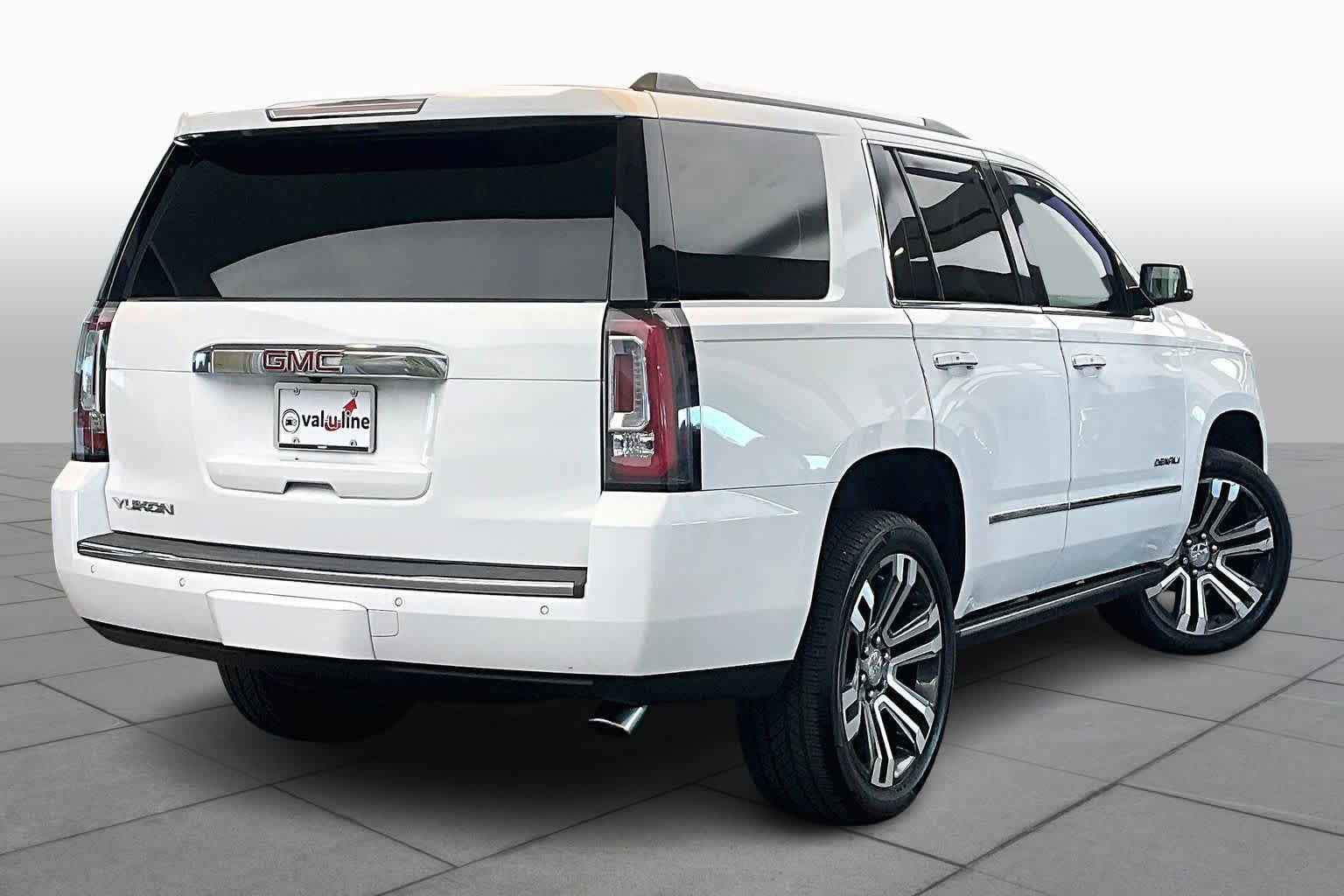 Used 2017 GMC Yukon Denali w/ Open Road Package image 12