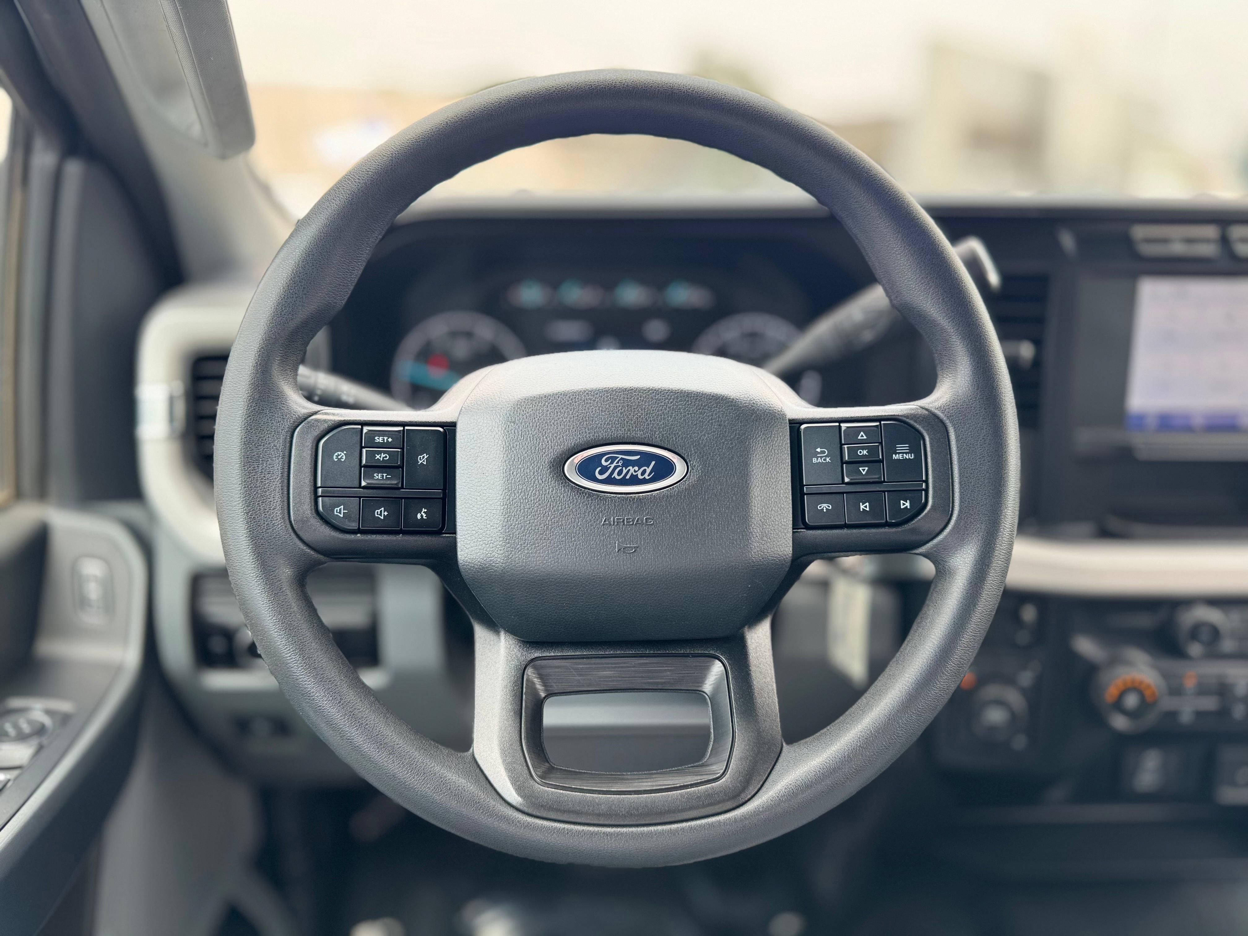 Used 2024 Ford F350 XLT AWD/4WD image 45