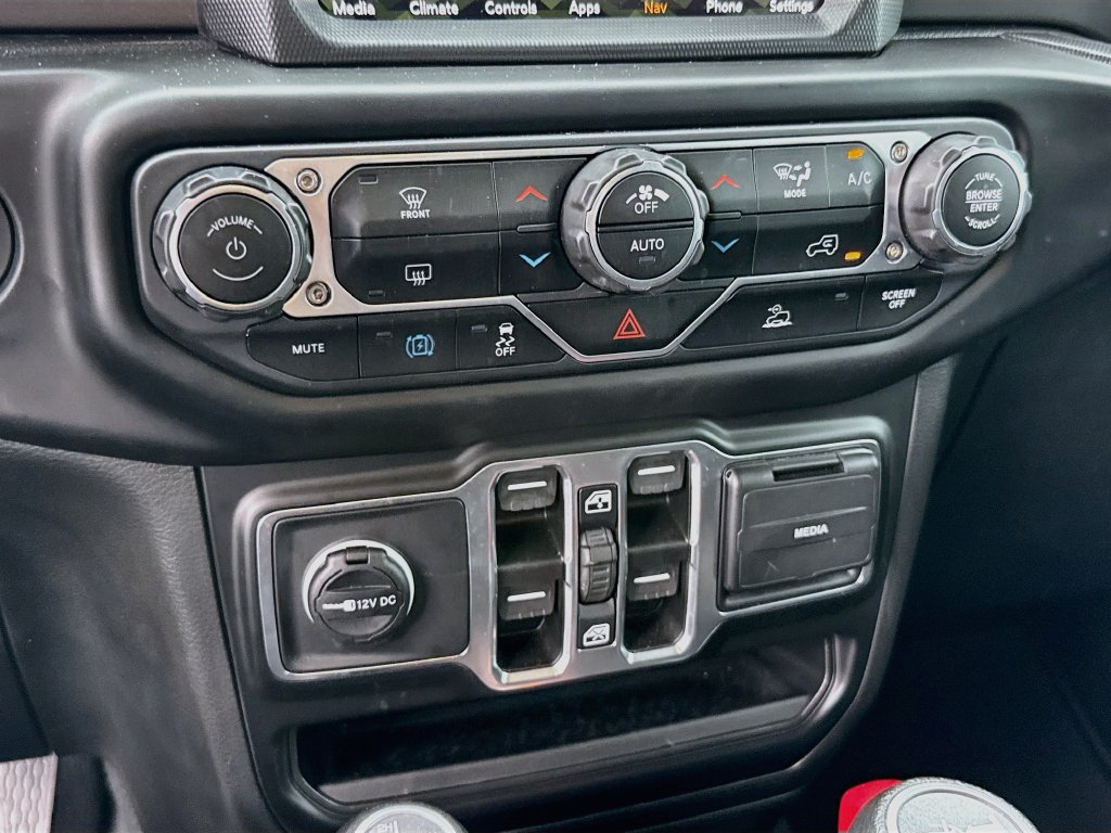Certified 2023 Jeep Wrangler Unlimited w/ 8.4" Radio Group AWD/4WD image 17