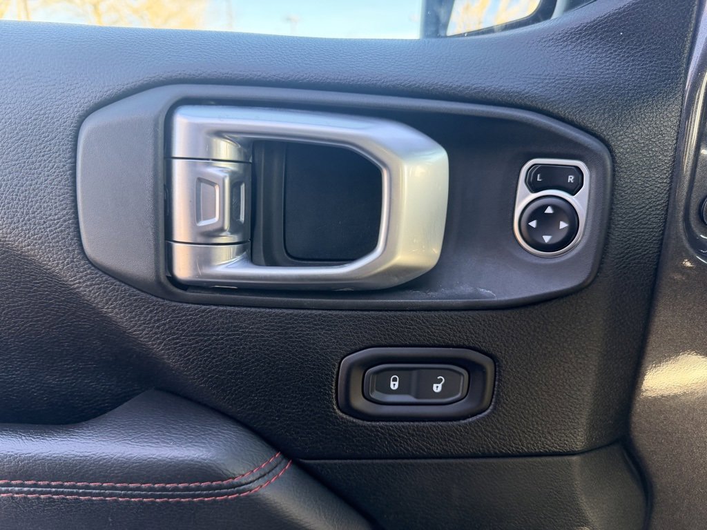 Used 2020 Jeep Gladiator Rubicon image 14