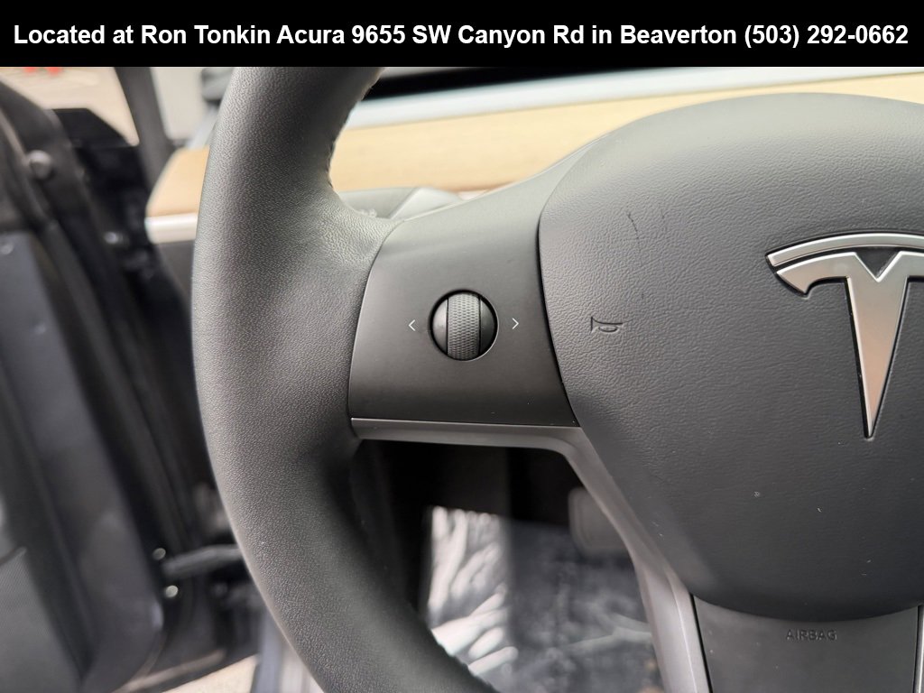 Used 2021 Tesla Model Y Long Range image 18