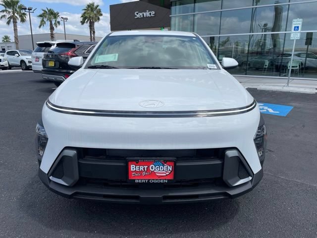 New 2026 Hyundai Kona SE FWD image 2