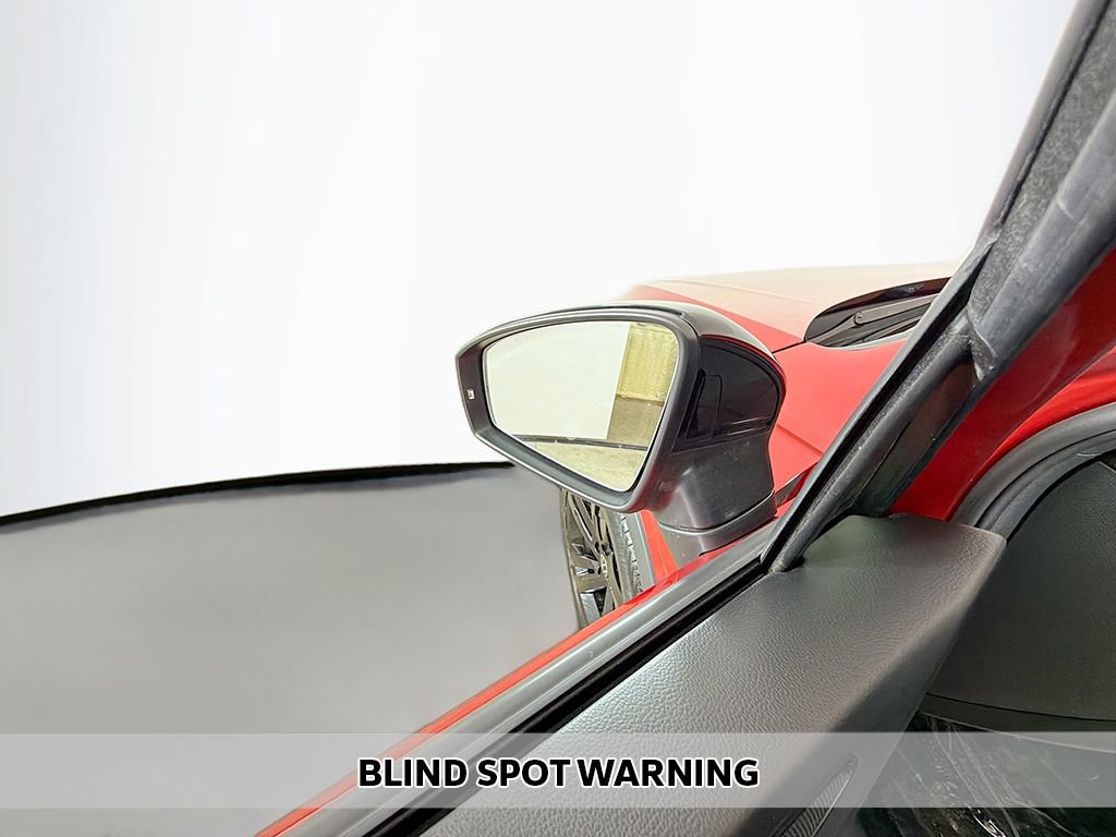 Used 2024 Volkswagen Tiguan SE R-Line image 5