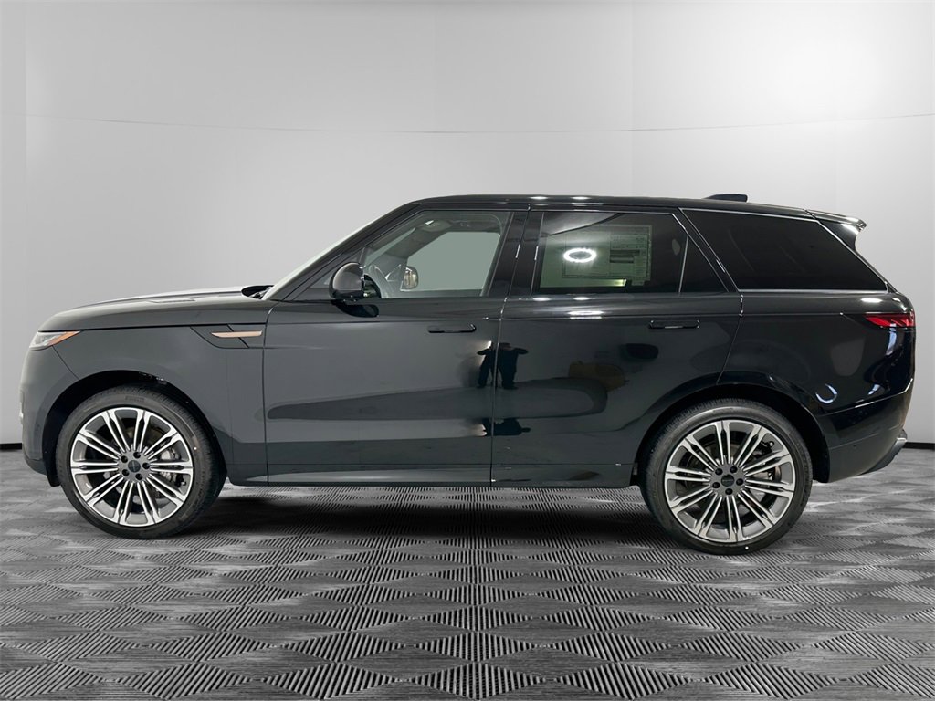 New 2026 Land Rover Range Rover Sport SE image 2