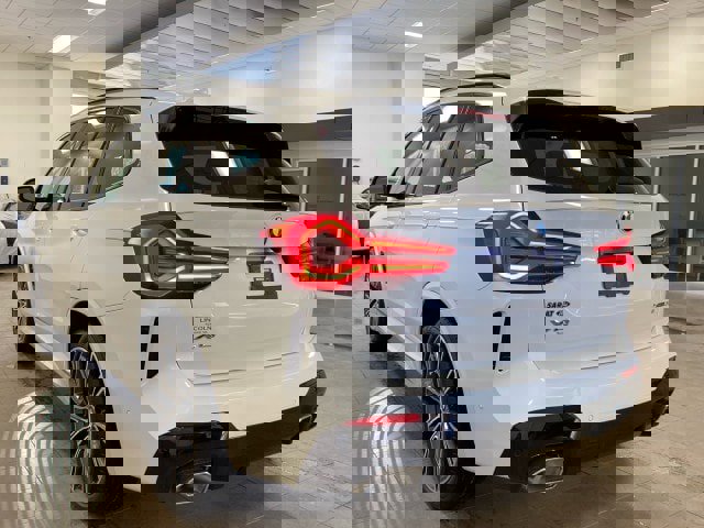 Used 2023 BMW X3 xDrive30i w/ M Sport Package image 5