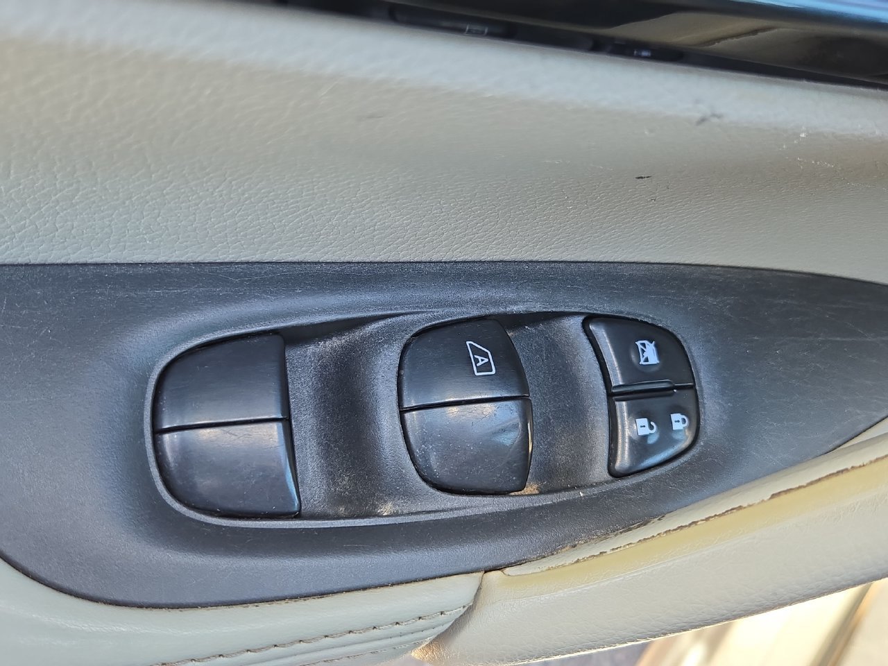 Used 2021 Nissan Rogue Sport SV FWD image 27