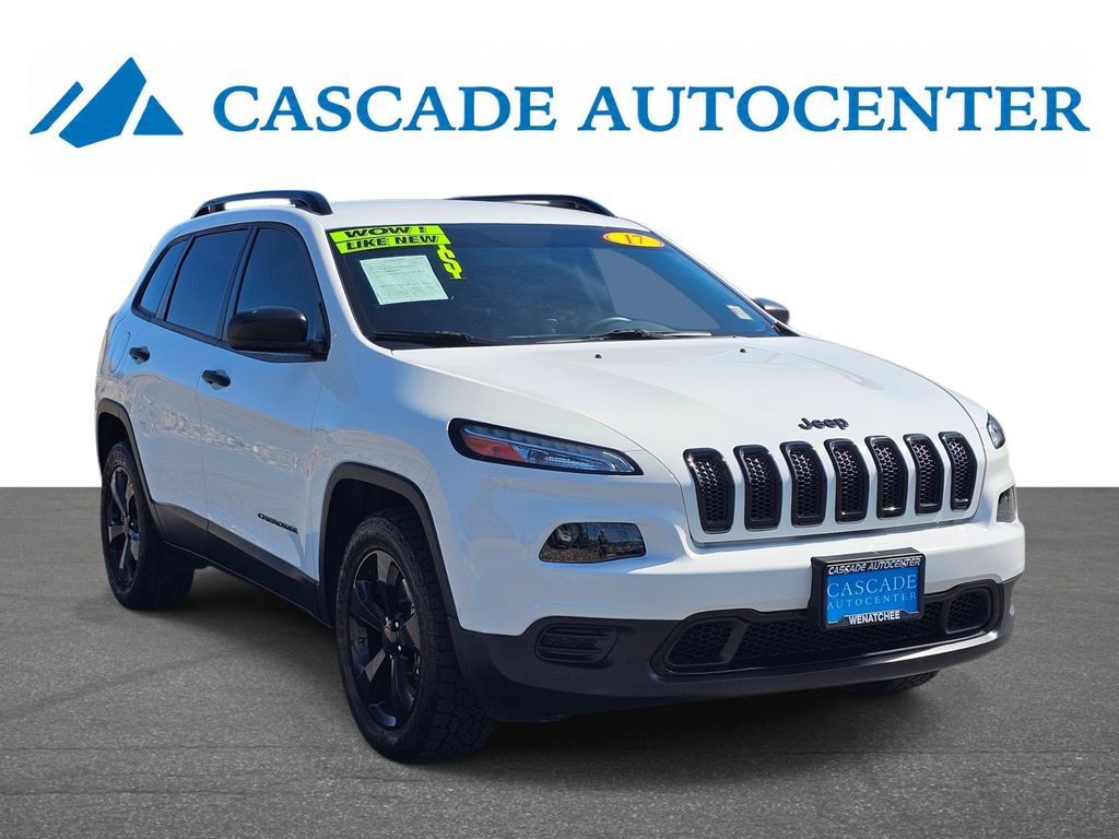 Used 2017 Jeep Cherokee Sport AWD/4WD image 13