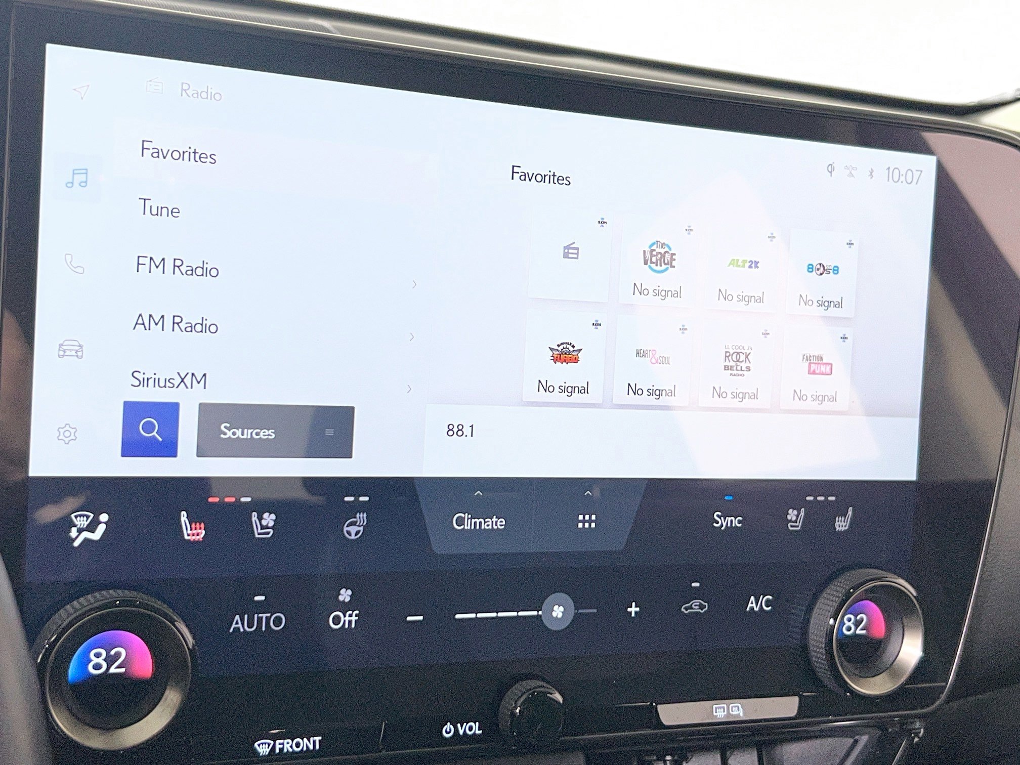 Used 2023 Lexus NX 350h image 15