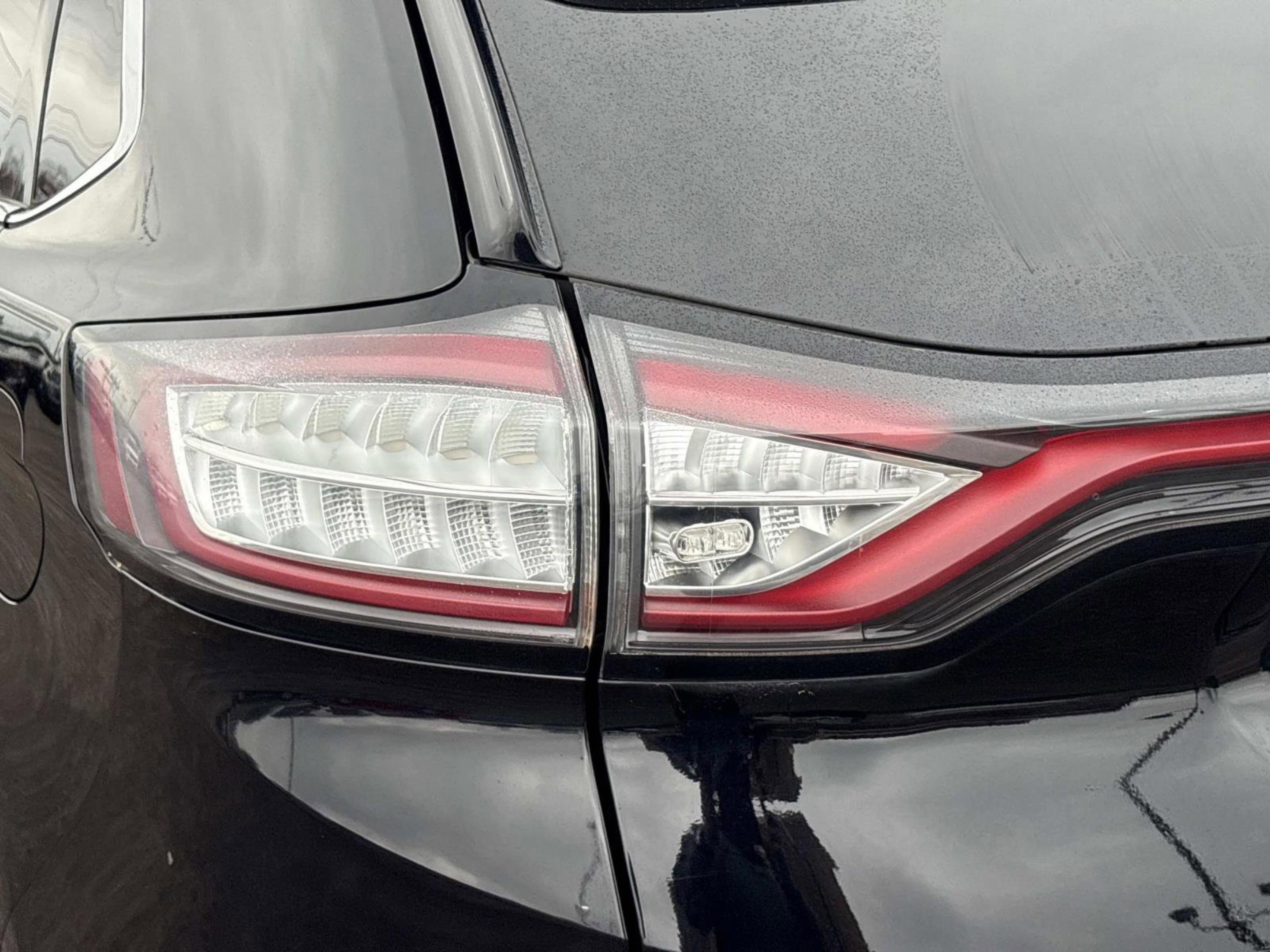 Used 2018 Ford Edge Titanium w/ Equipment Group 301A image 11