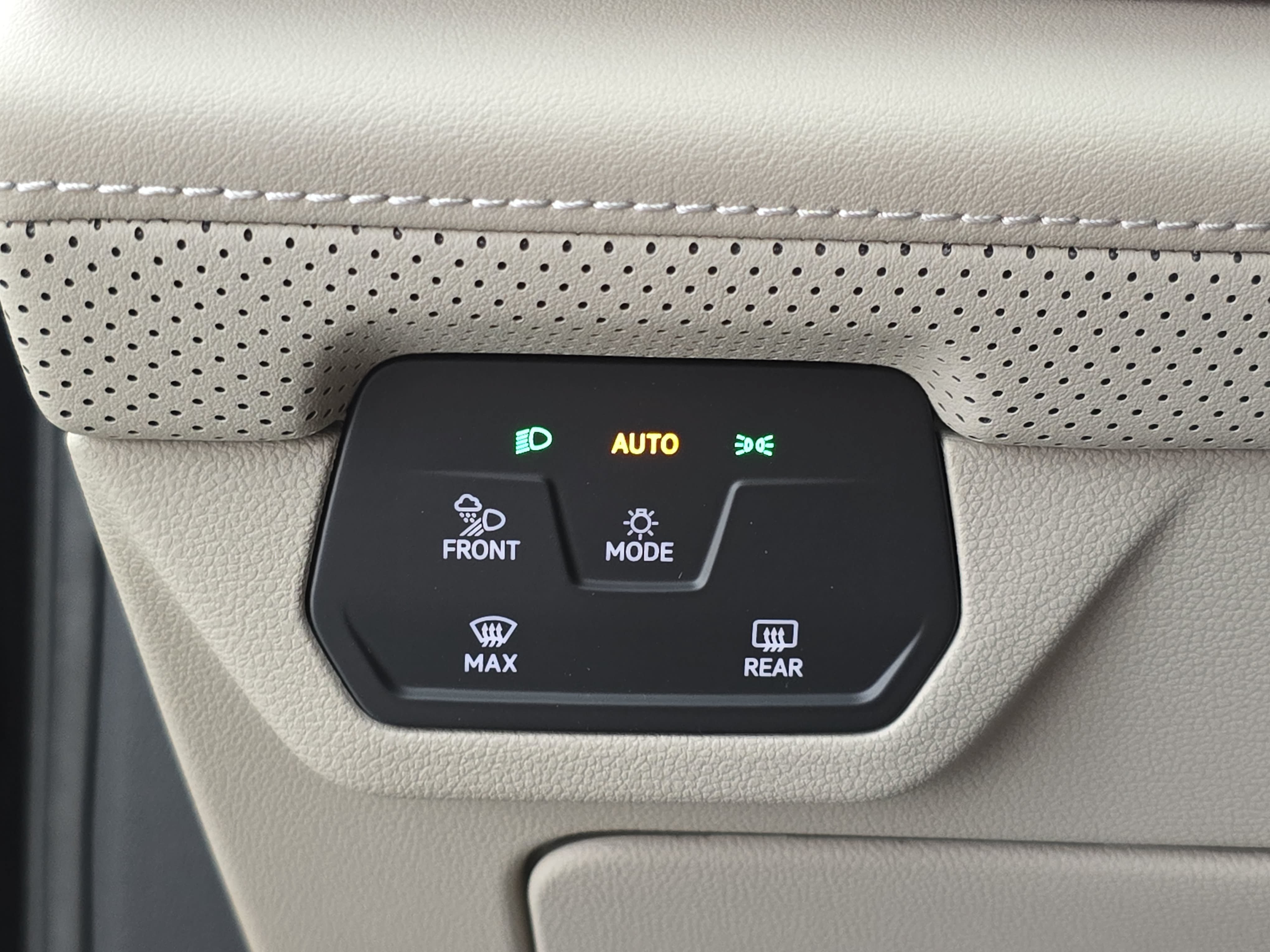New 2026 Volkswagen Atlas SE AWD/4WD image 26