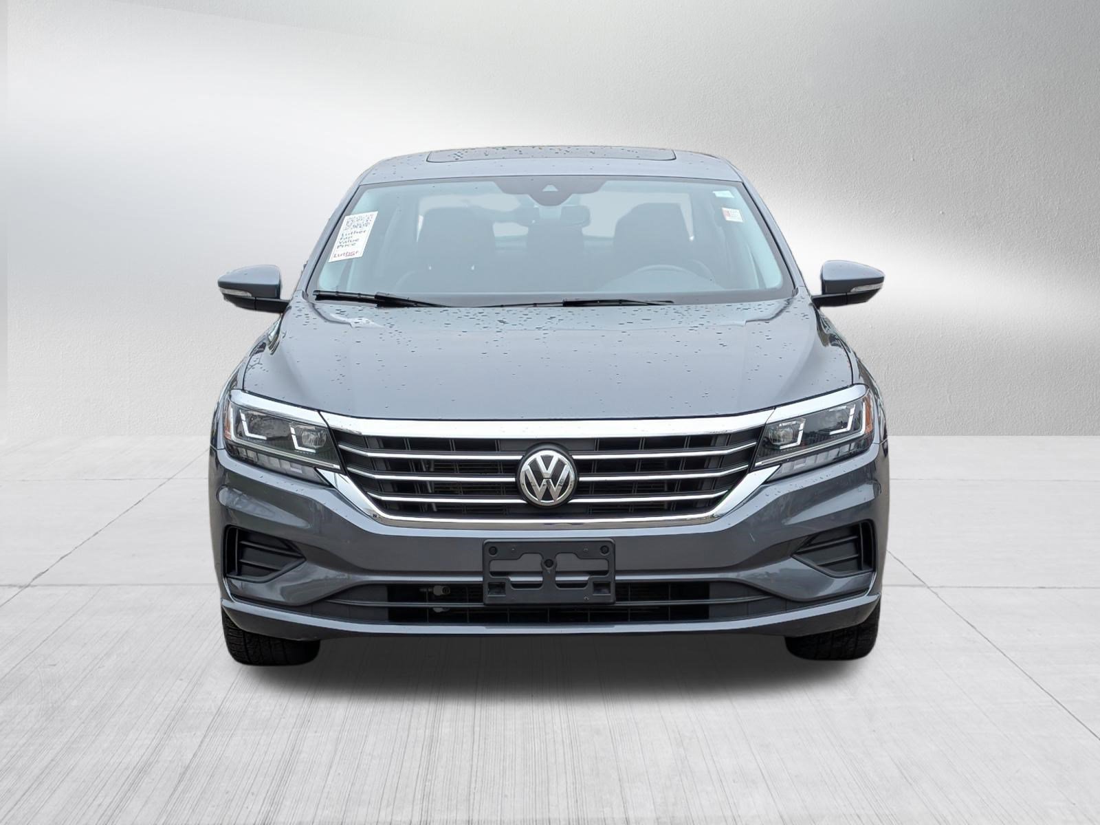 Used 2021 Volkswagen Passat 2.0T SE FWD image 2