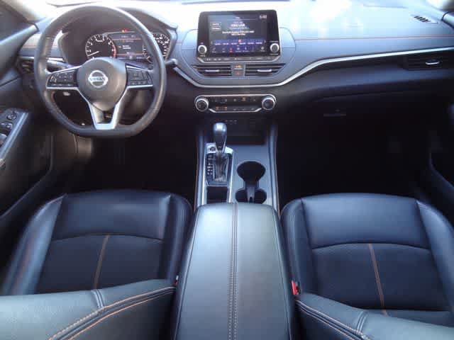 Used 2019 Nissan Altima 2.5 SR w/ SR Premium Package FWD image 12