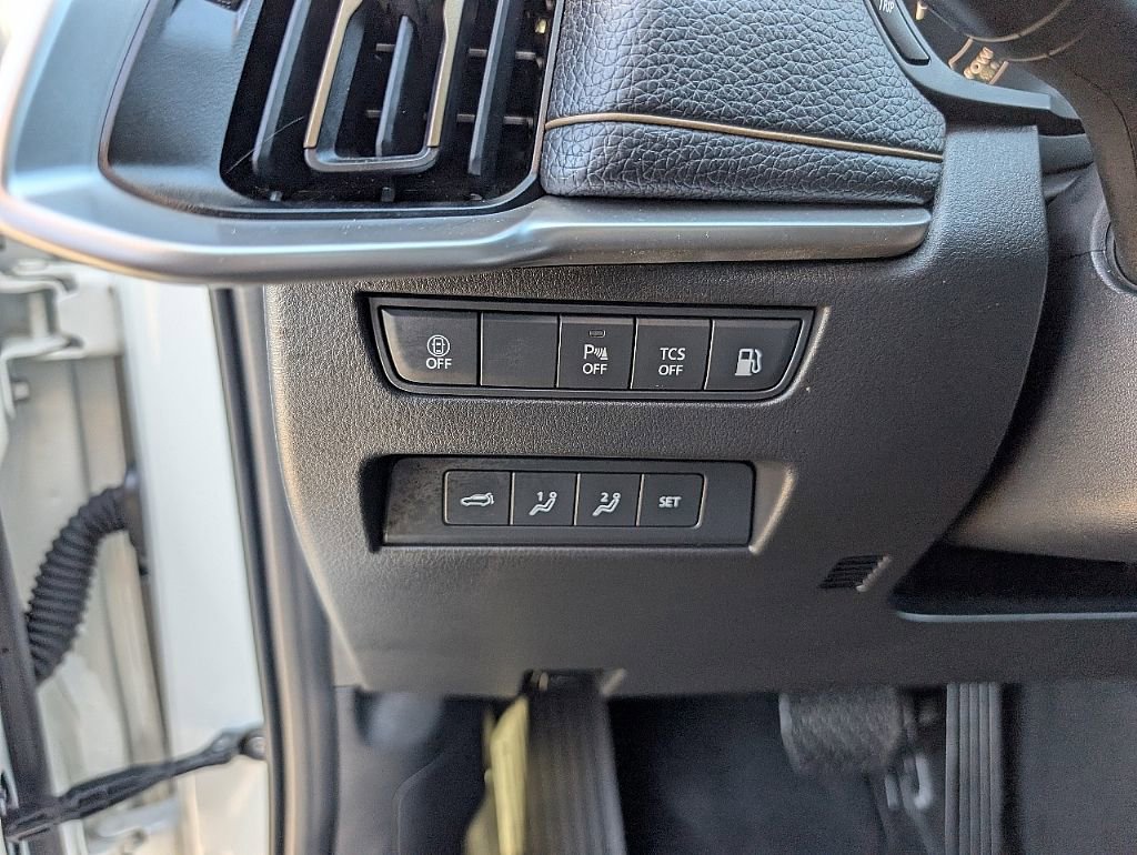 Certified 2024 MAZDA CX-90 Plug-In Hybrid w/ Premium Pkg image 28