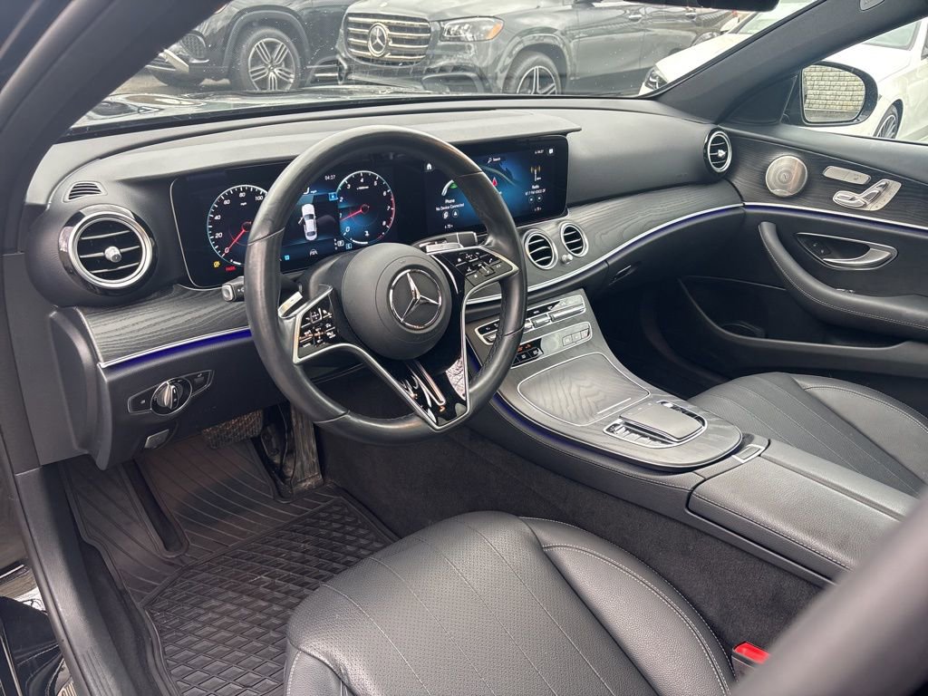 Used 2023 Mercedes-Benz E 350 4MATIC Sedan image 17