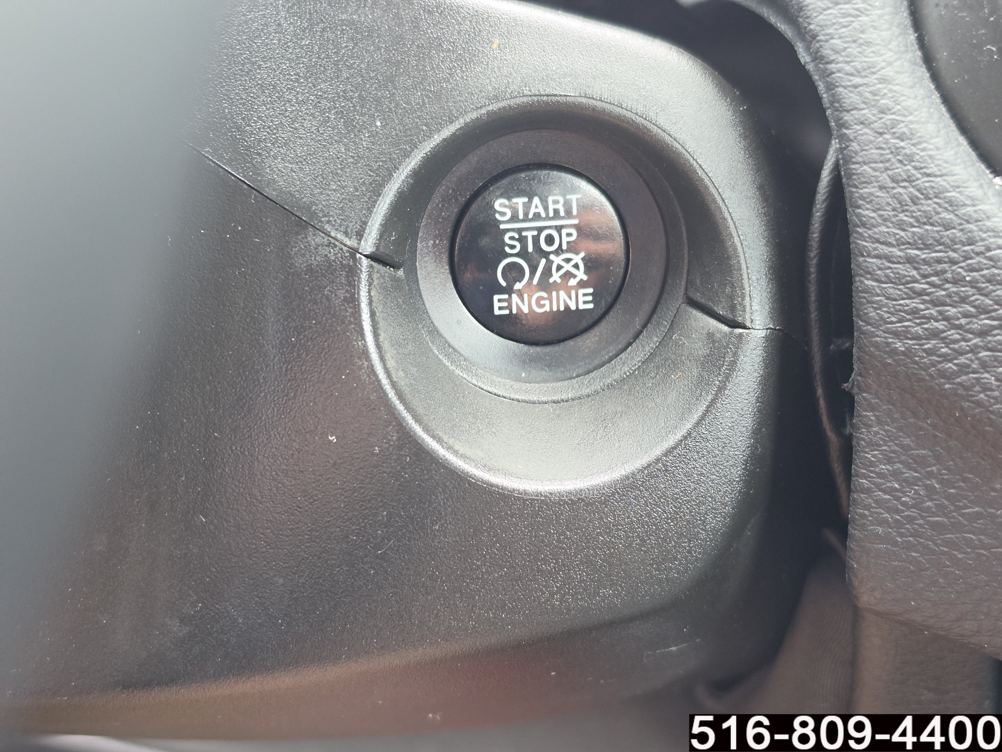 Used 2018 Jeep Compass Latitude AWD/4WD image 17