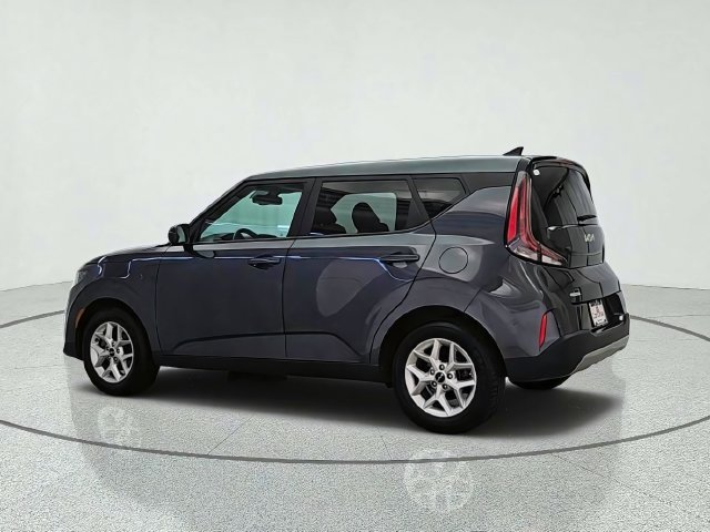 Used 2024 Kia Soul LX w/ Option Group 015 FWD image 4