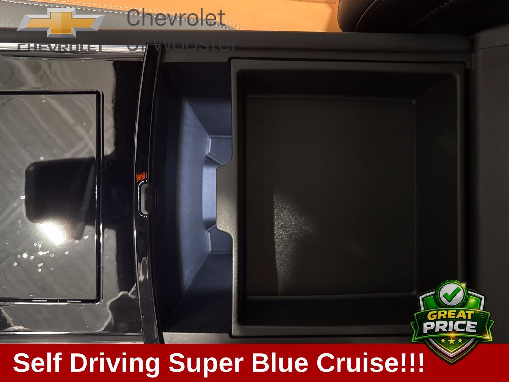 New 2027 Chevrolet Traverse Z71 w/ Enhanced Driving Package AWD/4WD image 25