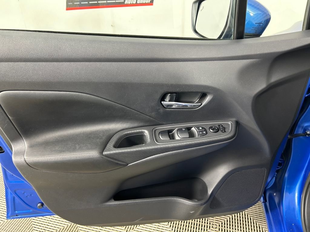 Used 2020 Nissan Versa SV image 11