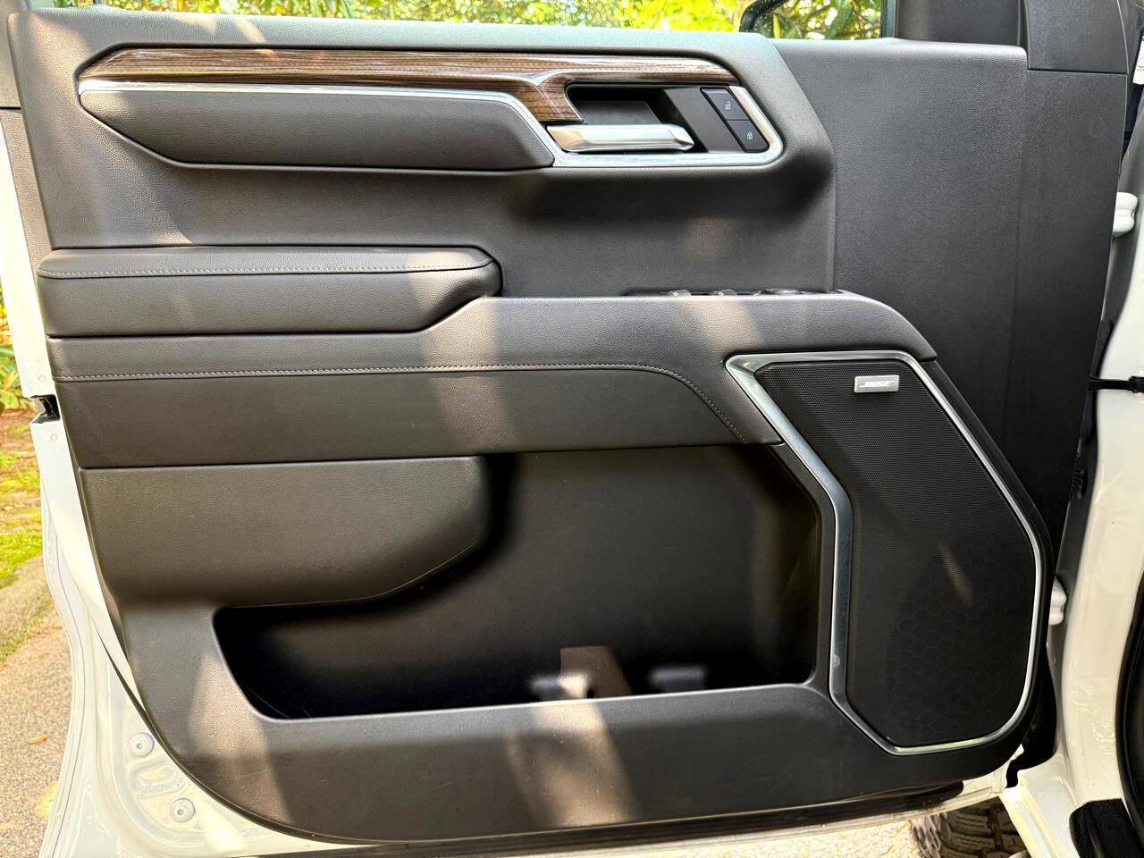 Used 2022 Chevrolet Silverado 1500 LT Trail Boss w/ LT Trail Boss Premium Package image 50