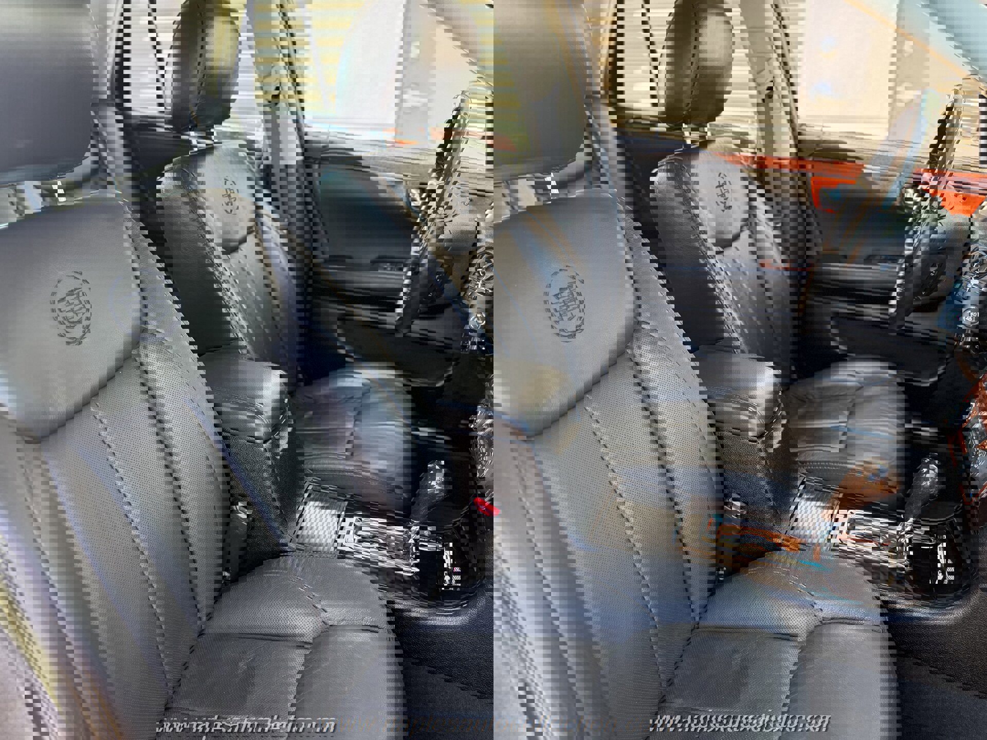 Used 2011 Cadillac DTS Premium image 31