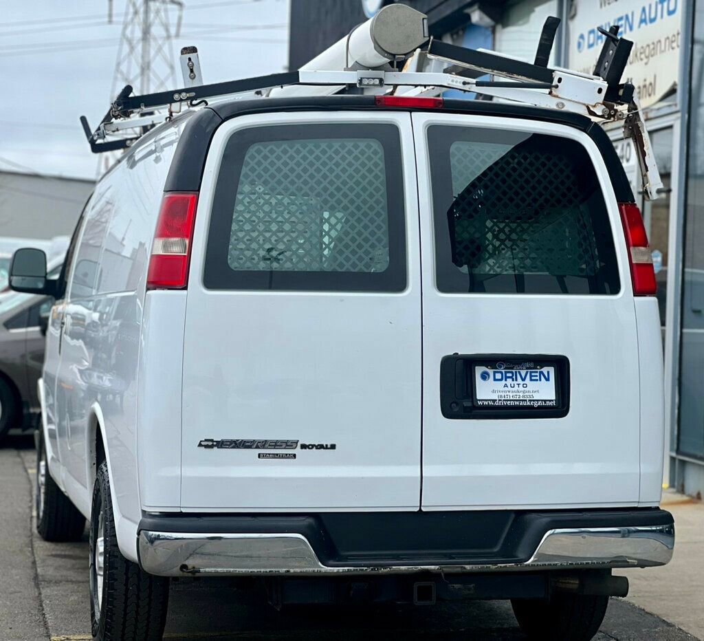 Used 2014 Chevrolet Express 2500 image 24