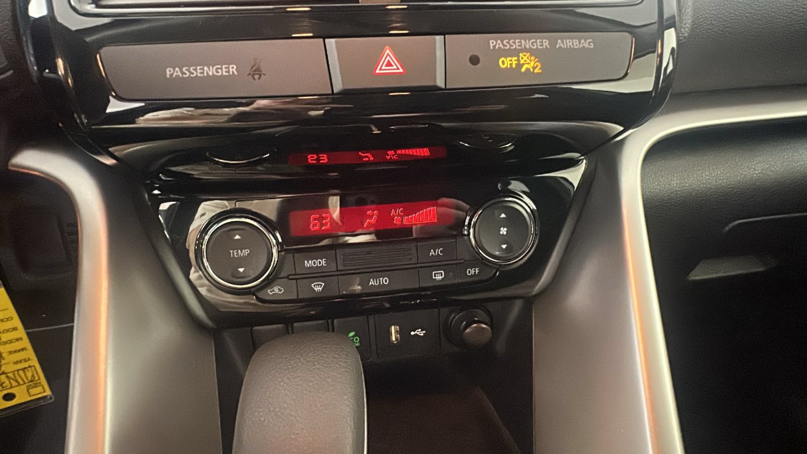 Used 2025 Mitsubishi Eclipse Cross ES AWD/4WD image 25
