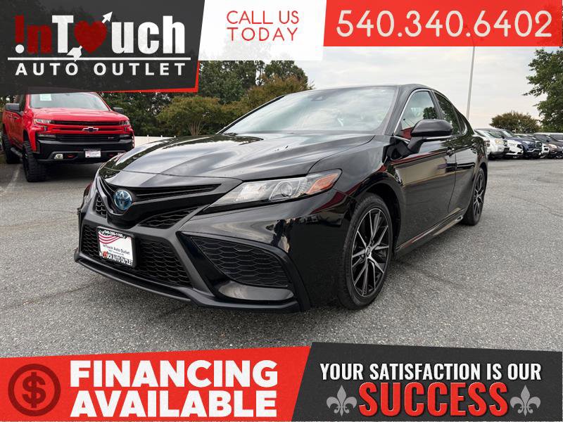Used 2022 Toyota Camry SE
