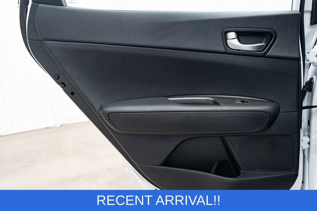 Used 2020 Kia Optima LX image 25