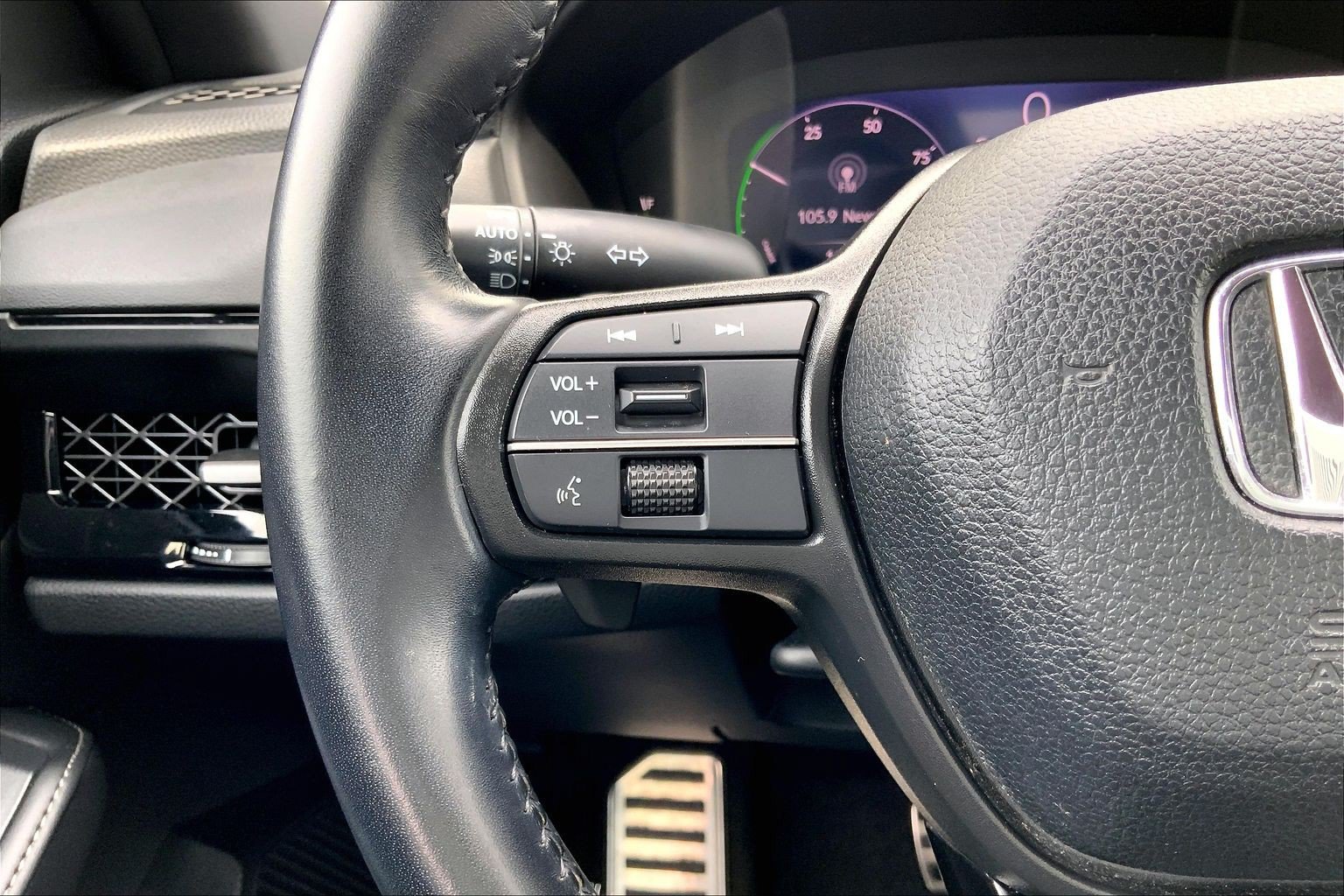 Used 2023 Honda Accord Sport image 23