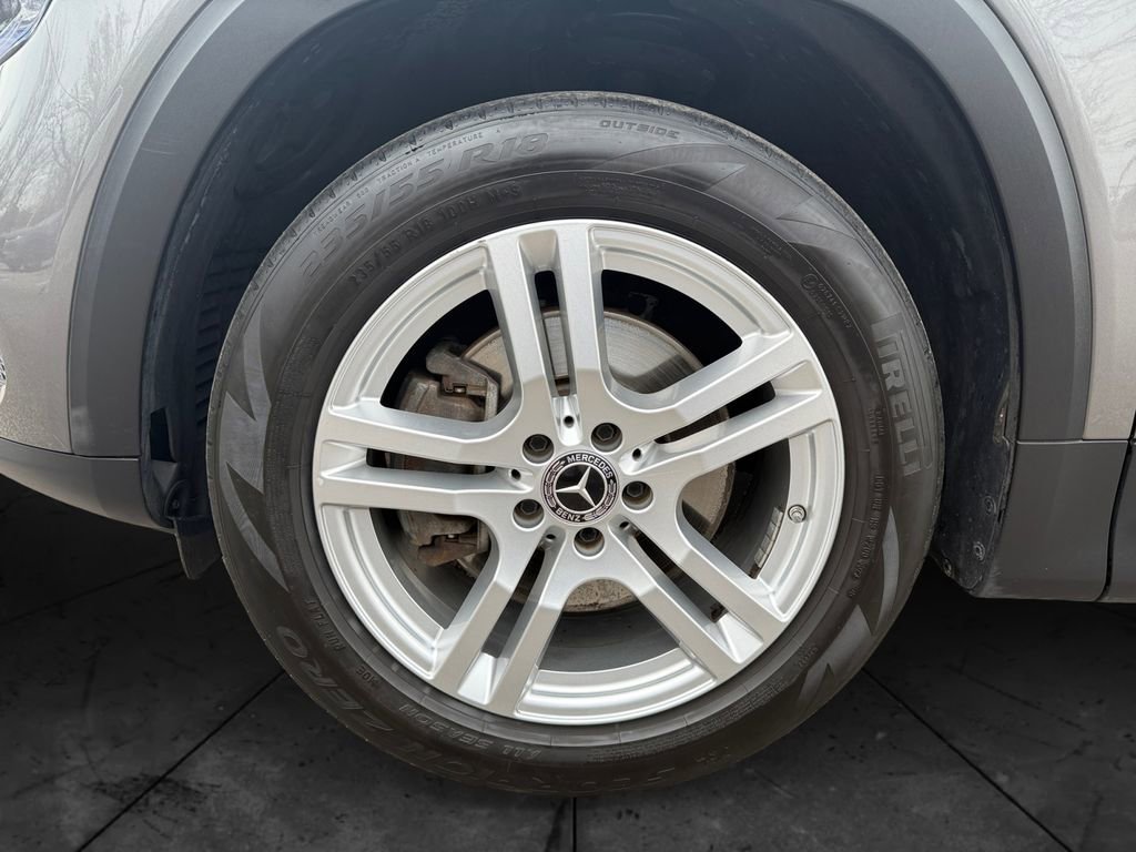 Used 2021 Mercedes-Benz GLB 250 4MATIC image 14