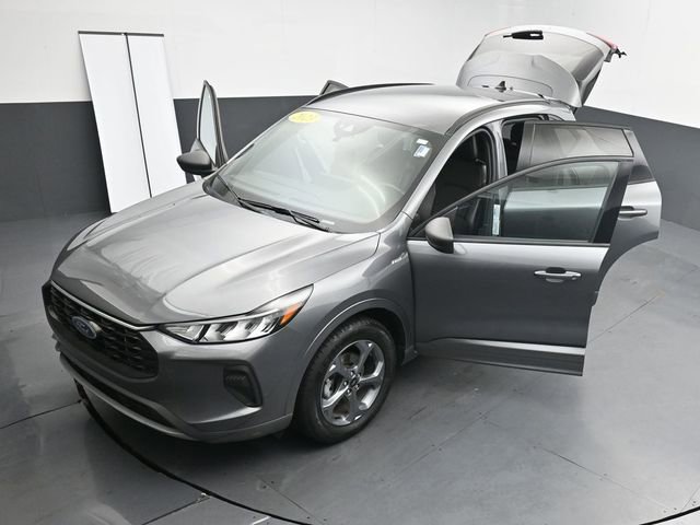 Used 2023 Ford Escape ST-Line w/ Tech Pack #1 image 37