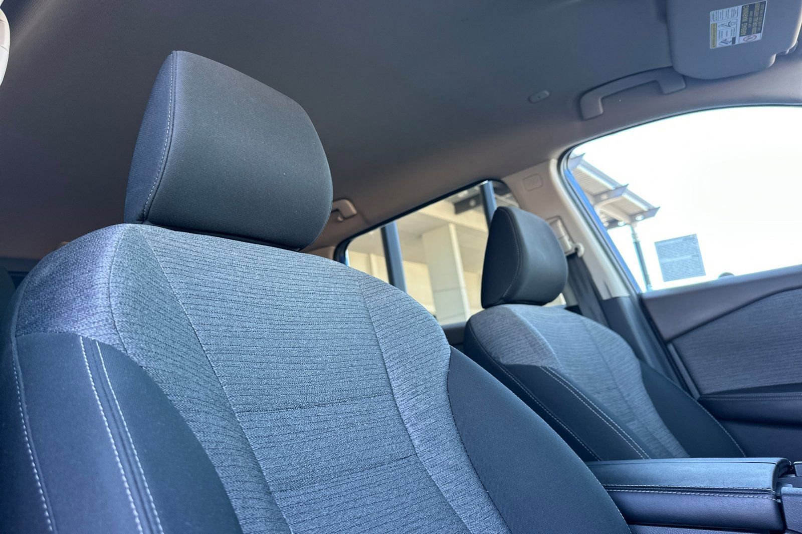 Used 2023 Nissan Rogue SV image 19