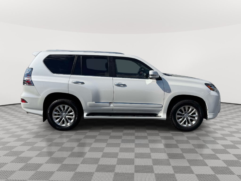 Used 2019 Lexus GX 460 Premium w/ Premium Package AWD/4WD image 3