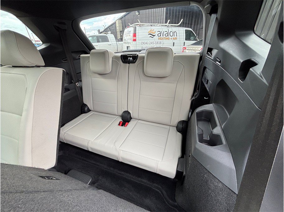 Used 2019 Volkswagen Tiguan SEL R-Line FWD image 41