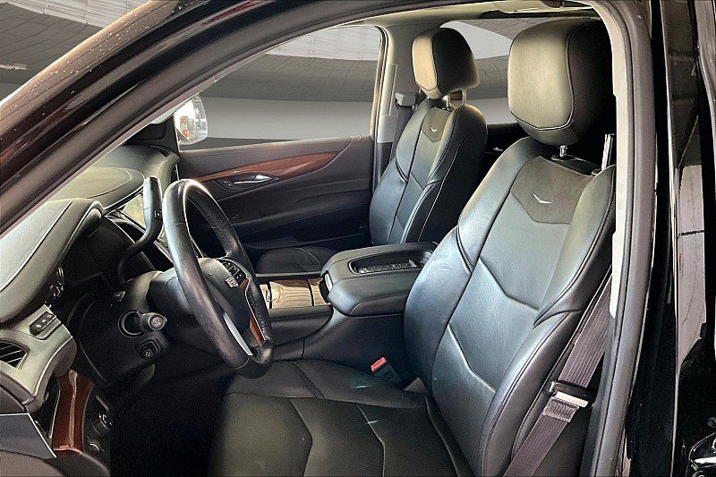 Used 2016 Cadillac Escalade Premium RWD image 21