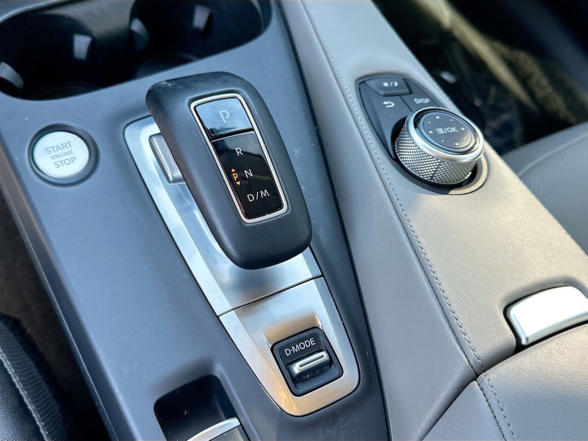 Used 2023 INFINITI QX50 Luxe image 16